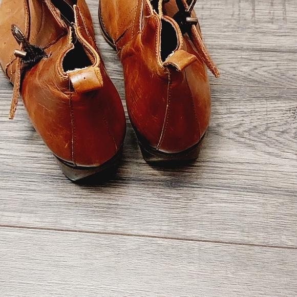 SZ 10/EU 41 Joan & David brown leather boots Shoe stamped Size 42. - Picture 4 of 8